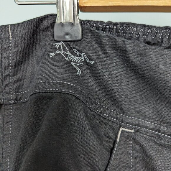 Women's Arc'teryx Black Linen Pants - Picture 4 of 13